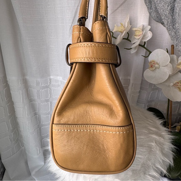 Coach Hampton Leather Satche- 08’-F11199-EUC - Picture 4 of 12